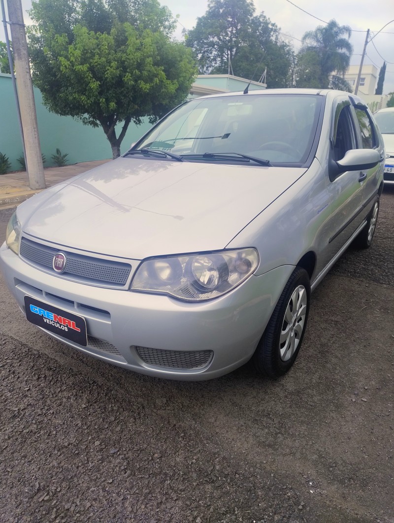 PALIO 1.0 MPI FIRE CELEBRATION ECONOMY 8V FLEX 4P MANUAL - 2010 - CAMPO BOM