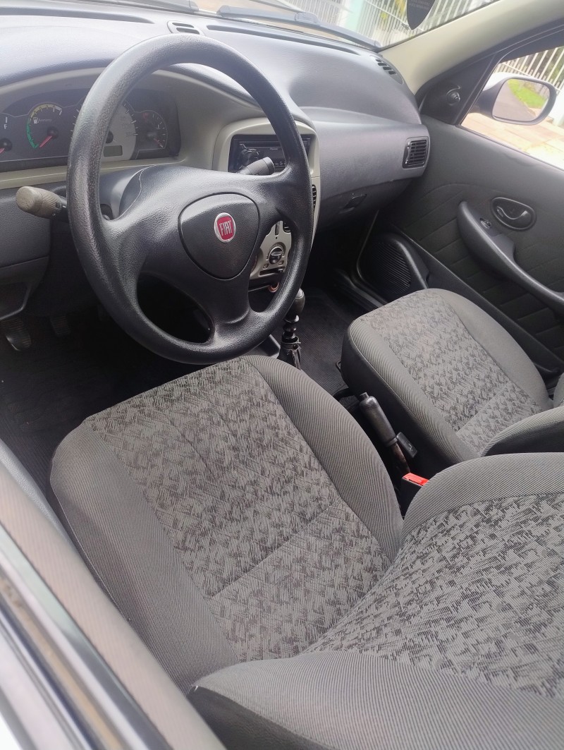 PALIO 1.0 MPI FIRE CELEBRATION ECONOMY 8V FLEX 4P MANUAL - 2010 - CAMPO BOM