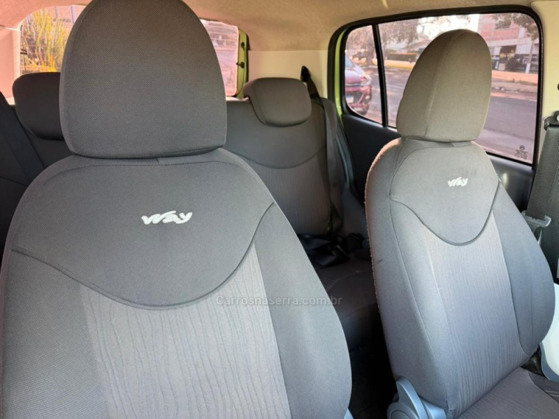 UNO 1.0 EVO WAY 8V FLEX 4P MANUAL - 2011 - LAGOA VERMELHA