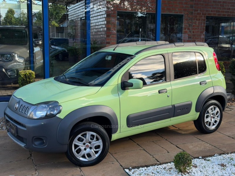 UNO 1.0 EVO WAY 8V FLEX 4P MANUAL - 2011 - LAGOA VERMELHA