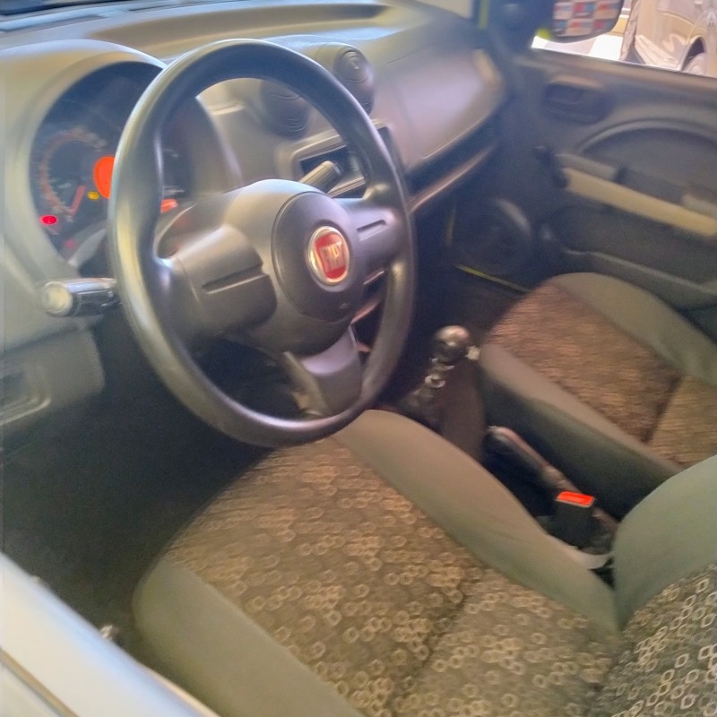 UNO 1.0 EVO VIVACE 8V FLEX 4P MANUAL - 2012 - CAMPO BOM