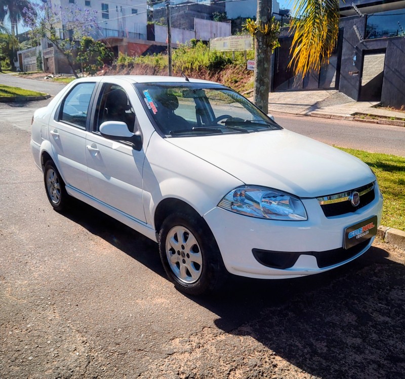 siena 1.0 mpi el celebration 8v flex 4p manual 2014 campo bom