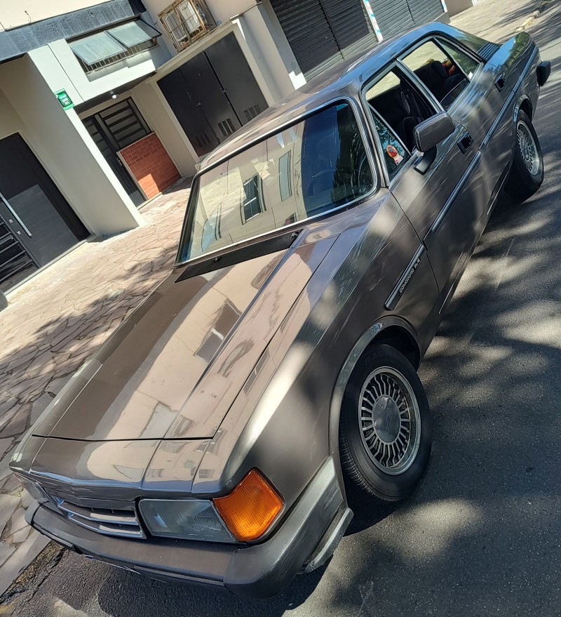 OPALA 2.5 COMODORO SL/E 8V GASOLINA 4P MANUAL - 1990 - CAMPO BOM