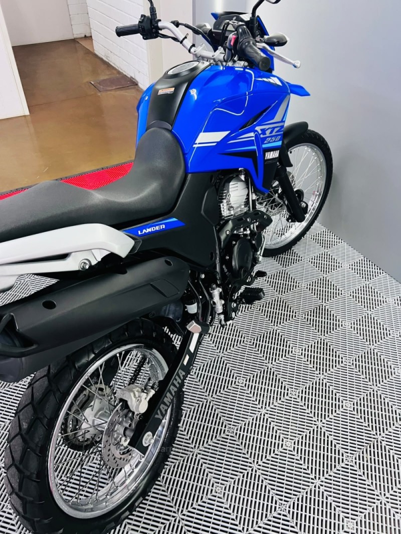 XTZ 250 LANDER - 2022 - CAMPO BOM