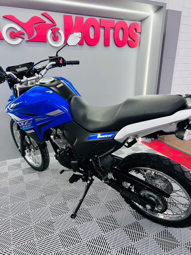 XTZ 250 LANDER - 2022 - CAMPO BOM