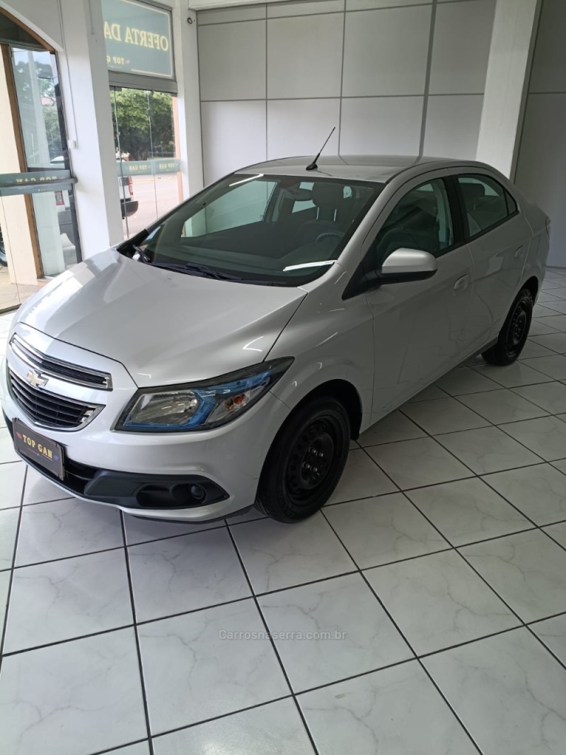 PRISMA 1.4 MPFI LT 8V FLEX 4P MANUAL - 2013 - NOVA PETRóPOLIS