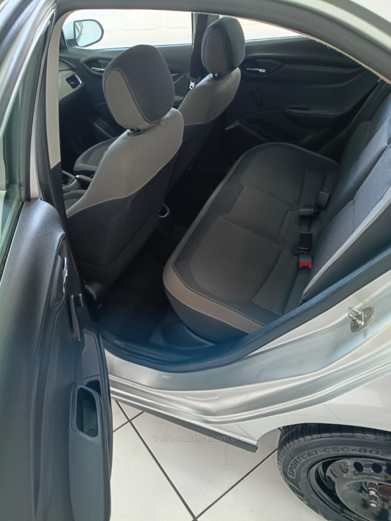 PRISMA 1.4 MPFI LT 8V FLEX 4P MANUAL - 2013 - NOVA PETRóPOLIS