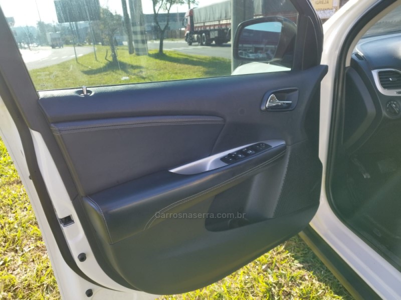 FREEMONT 2.4 PRECISION 16V GASOLINA 4P AUTOMÁTICO - 2012 - NOVO HAMBURGO
