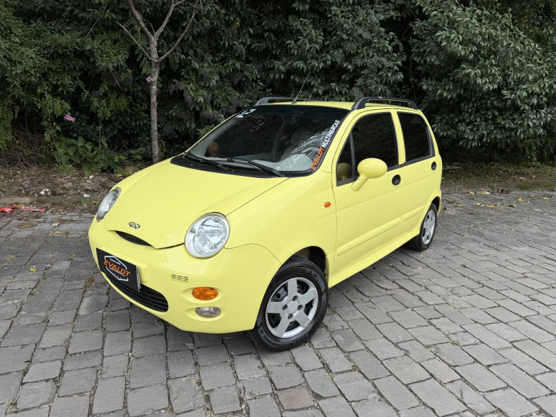 QQ 1.1 MPFI 16V GASOLINA 4P MANUAL
