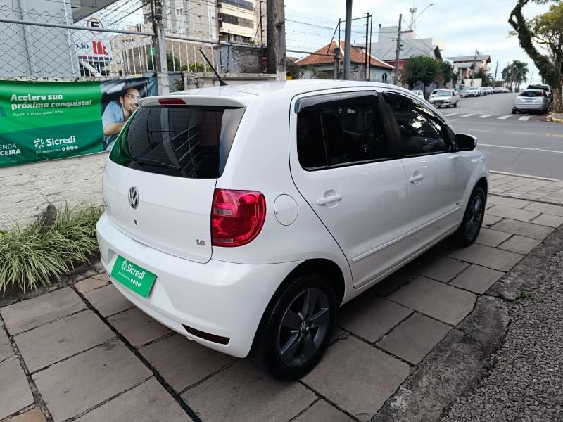 FOX 1.6 MI 8V FLEX 4P MANUAL - 2013 - BENTO GONçALVES