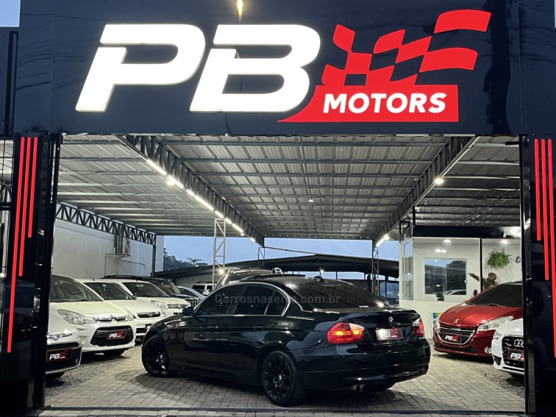 325I 2.5 SEDAN 24V GASOLINA 4P AUTOMÁTICO - 2006 - CAXIAS DO SUL