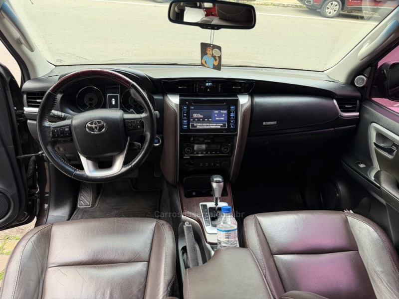 HILUX SW4 2.8 SRX 4X4 16V TURBO INTERCOOLER DIESEL 4P AUTOMÁTICO - 2017 - BENTO GONçALVES