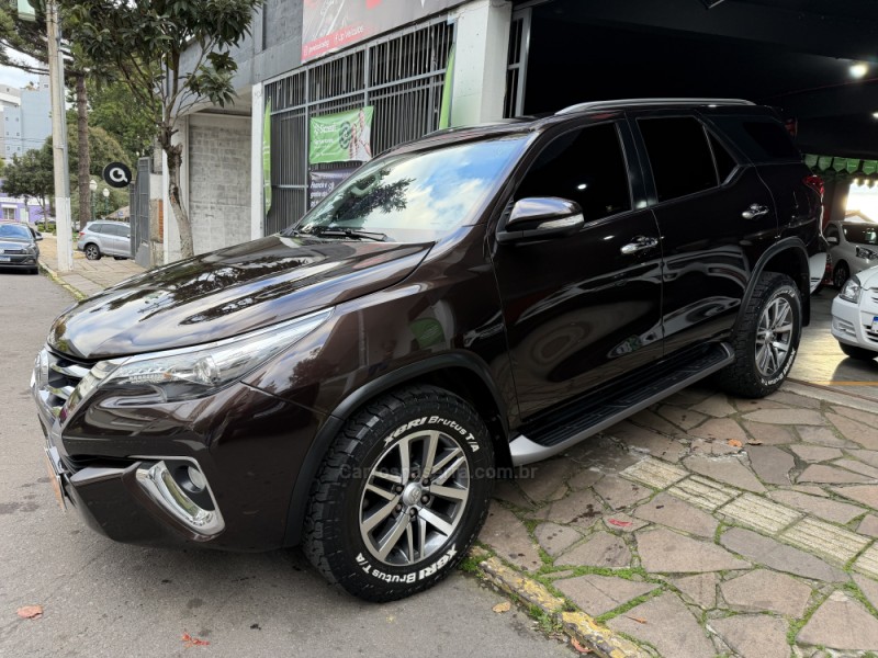 hilux sw4 2.8 srx 4x4 16v turbo intercooler diesel 4p automatico 2017 bento goncalves
