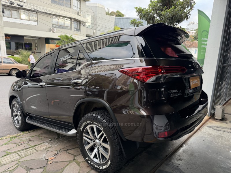 HILUX SW4 2.8 SRX 4X4 16V TURBO INTERCOOLER DIESEL 4P AUTOMÁTICO - 2017 - BENTO GONçALVES
