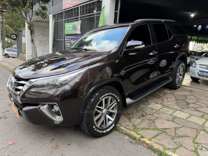 HILUX SW4 2.8 SRX 4X4 16V TURBO INTERCOOLER DIESEL 4P AUTOMÁTICO - 2017 - BENTO GONçALVES