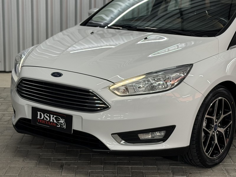 FOCUS 2.0 TITANIUM HATCH 16V FLEX 4P AUTOMÁTICO - 2018 - CAXIAS DO SUL