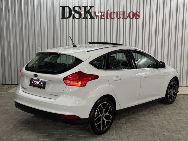 FOCUS 2.0 TITANIUM HATCH 16V FLEX 4P AUTOMÁTICO - 2018 - CAXIAS DO SUL