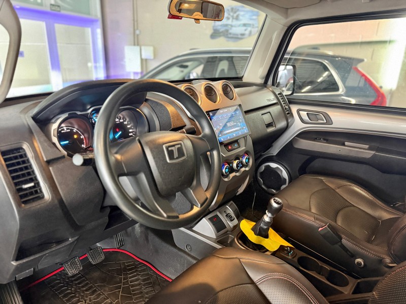 T4 3.2 TX4 TETO RÍGIDO 20V DIESEL 2P MANUAL - 2016 - CAXIAS DO SUL