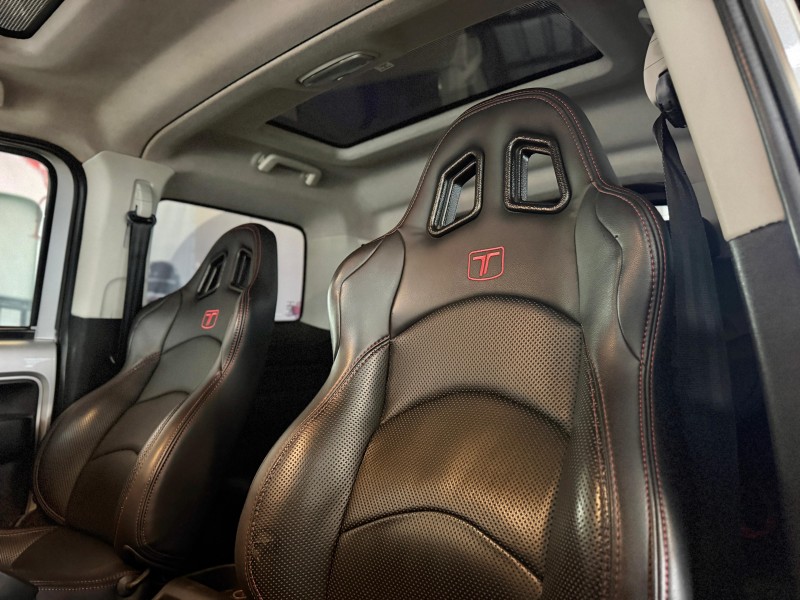 T4 3.2 TX4 TETO RÍGIDO 20V DIESEL 2P MANUAL - 2016 - CAXIAS DO SUL