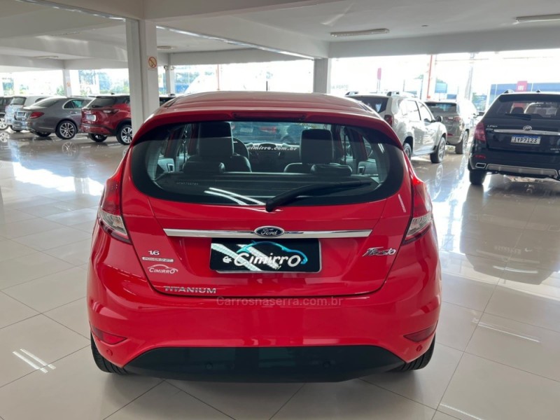 FIESTA 1.6 TITANIUM HATCH 16V FLEX 4P AUTOMÁTICO - 2015 - TAQUARA