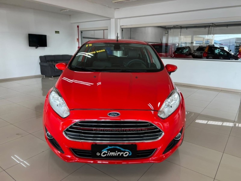 FIESTA 1.6 TITANIUM HATCH 16V FLEX 4P AUTOMÁTICO - 2015 - TAQUARA