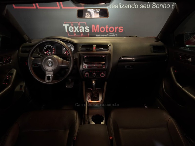 JETTA 2.0 COMFORTLINE FLEX 4P TIPTRONIC - 2012 - NOVO HAMBURGO