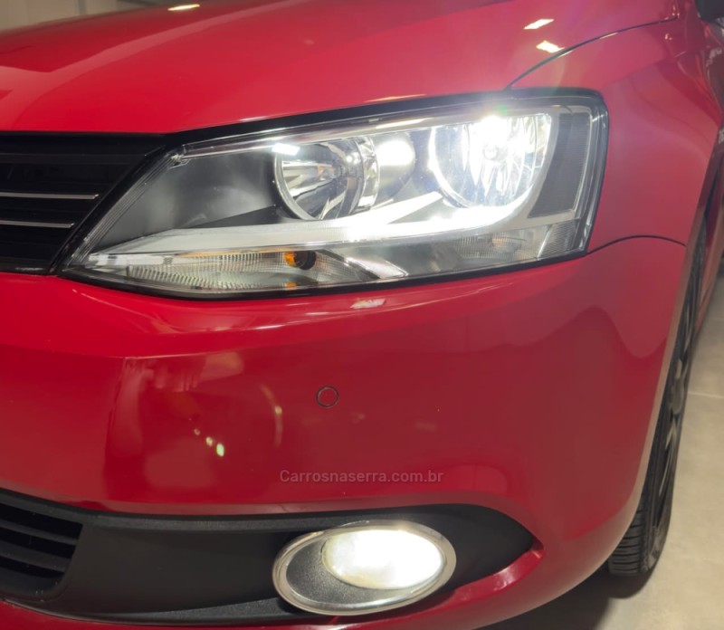 JETTA 2.0 COMFORTLINE FLEX 4P TIPTRONIC - 2012 - NOVO HAMBURGO