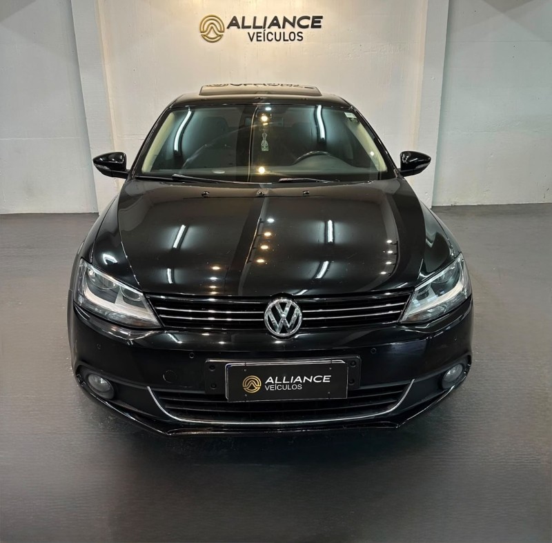 JETTA 2.0 COMFORTLINE FLEX 4P TIPTRONIC - 2014 - CAXIAS DO SUL