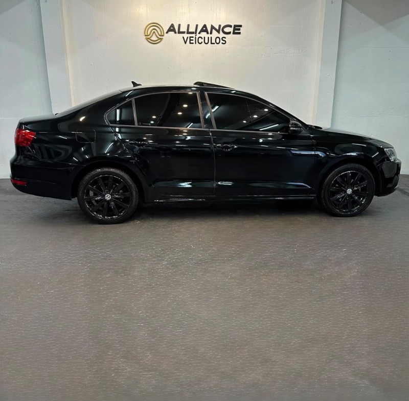 JETTA 2.0 COMFORTLINE FLEX 4P TIPTRONIC - 2014 - CAXIAS DO SUL