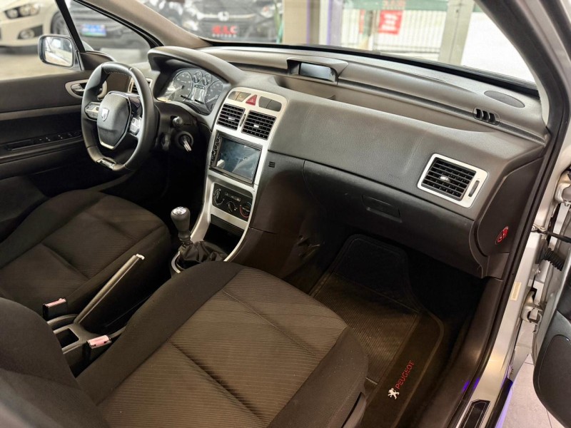 307 1.6 PRESENCE PACK 16V GASOLINA 4P MANUAL - 2011 - CAXIAS DO SUL