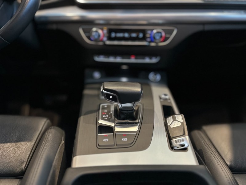 Q5 2.0 TSFI QUATTRO S TRONIC 16V GASOLINA 4P AUTOMÁTICO - 2020 - CAXIAS DO SUL