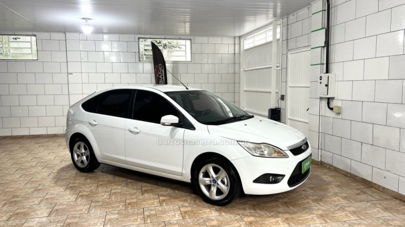 FOCUS 1.6 GLX 8V FLEX 4P MANUAL - 2013 - BENTO GONçALVES