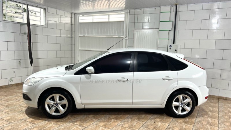 FOCUS 1.6 GLX 8V FLEX 4P MANUAL - 2013 - BENTO GONçALVES