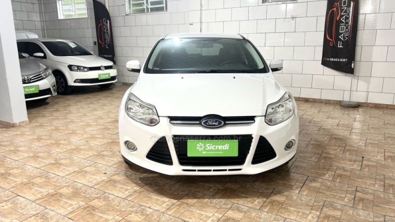 FOCUS 1.6 SE 8V FLEX 4P MANUAL - 2015 - BENTO GONçALVES