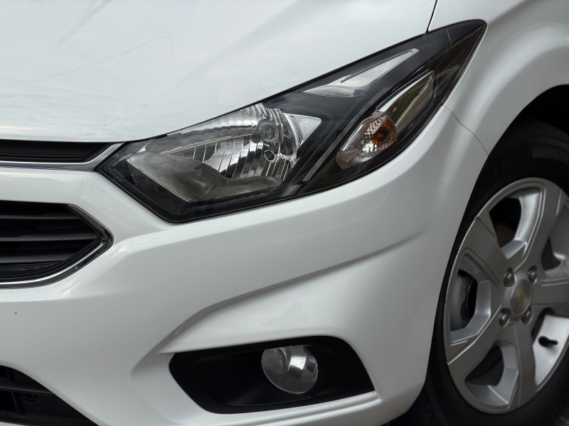 ONIX 1.4 MPFI LT 8V FLEX 4P MANUAL - 2019 - DOIS IRMãOS