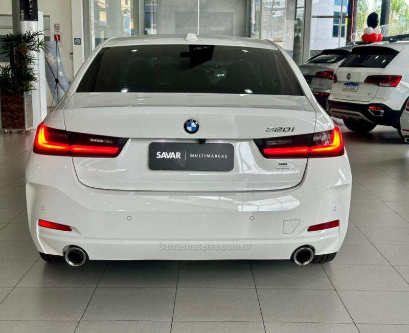 320I 2.0 GP 16V TURBO GASOLINA 4P AUTOMÁTICO - 2024 - NOVO HAMBURGO