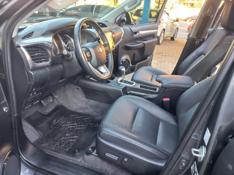 HILUX 2.8 SRX 4X4 CD 16V DIESEL 4P AUTOMÁTICO - 2023 - CAXIAS DO SUL