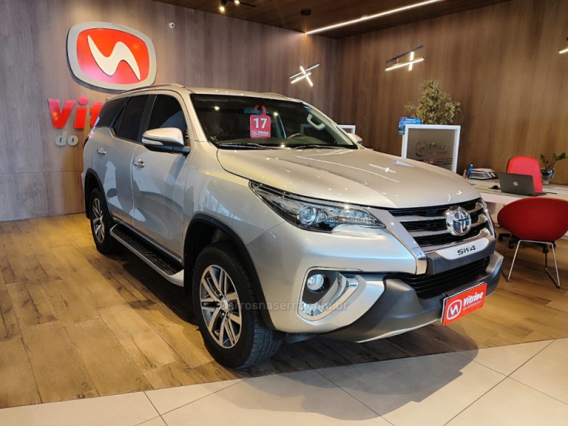 HILUX SW4 2.8 SRX 4X4 16V TURBO INTERCOOLER DIESEL 4P AUTOMÁTICO - 2017 - ERECHIM