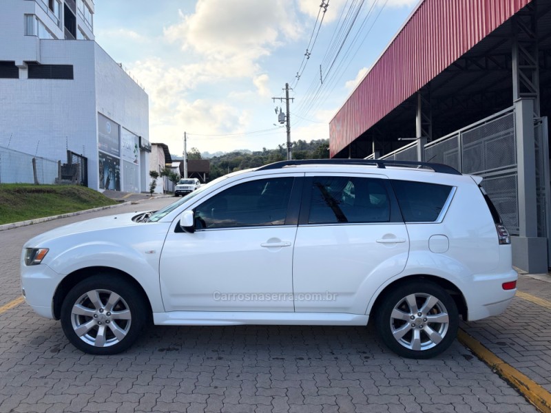 outlander 3.0 gt 4x4 v6 24v gasolina 4p automatico 2013 feliz