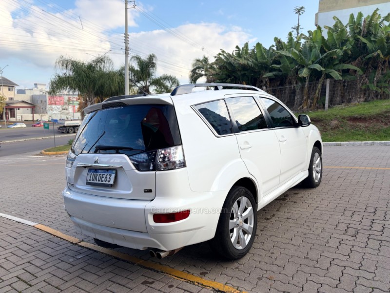 OUTLANDER 3.0 GT 4X4 V6 24V GASOLINA 4P AUTOMÁTICO - 2013 - FELIZ