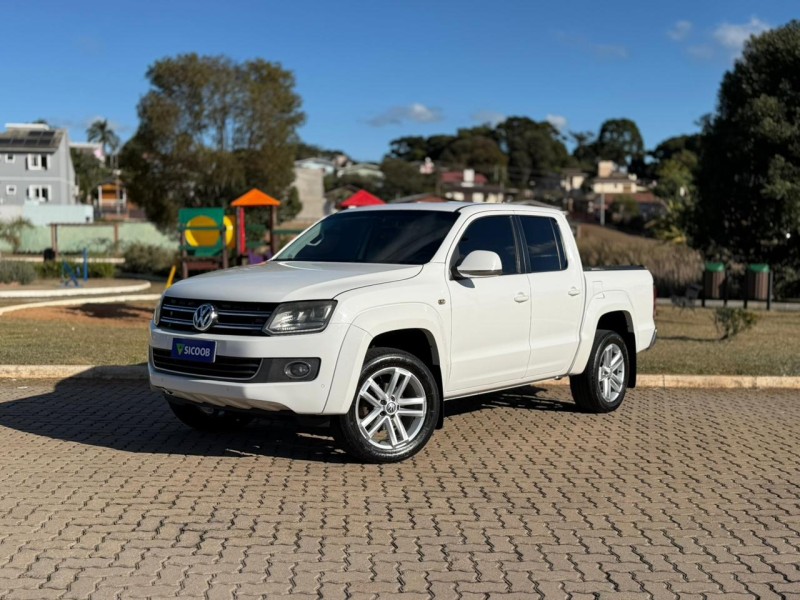 AMAROK 2.0 HIGHLINE 4X4 CD 16V TURBO INTERCOOLER DIESEL 4P AUTOMÁTICO - 2015 - LAGOA VERMELHA