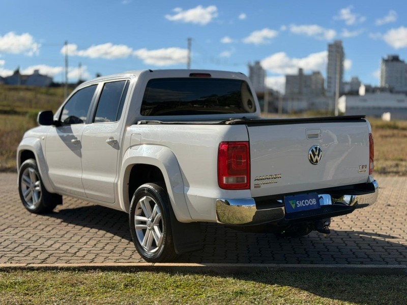 AMAROK 2.0 HIGHLINE 4X4 CD 16V TURBO INTERCOOLER DIESEL 4P AUTOMÁTICO - 2015 - LAGOA VERMELHA