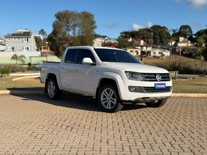 AMAROK 2.0 HIGHLINE 4X4 CD 16V TURBO INTERCOOLER DIESEL 4P AUTOMÁTICO - 2015 - LAGOA VERMELHA