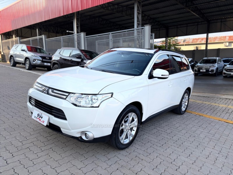 OUTLANDER 2.0 16V GASOLINA 4P AUTOMÁTICO - 2014 - FELIZ
