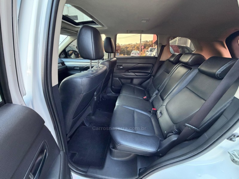 OUTLANDER 2.0 16V GASOLINA 4P AUTOMÁTICO - 2014 - FELIZ