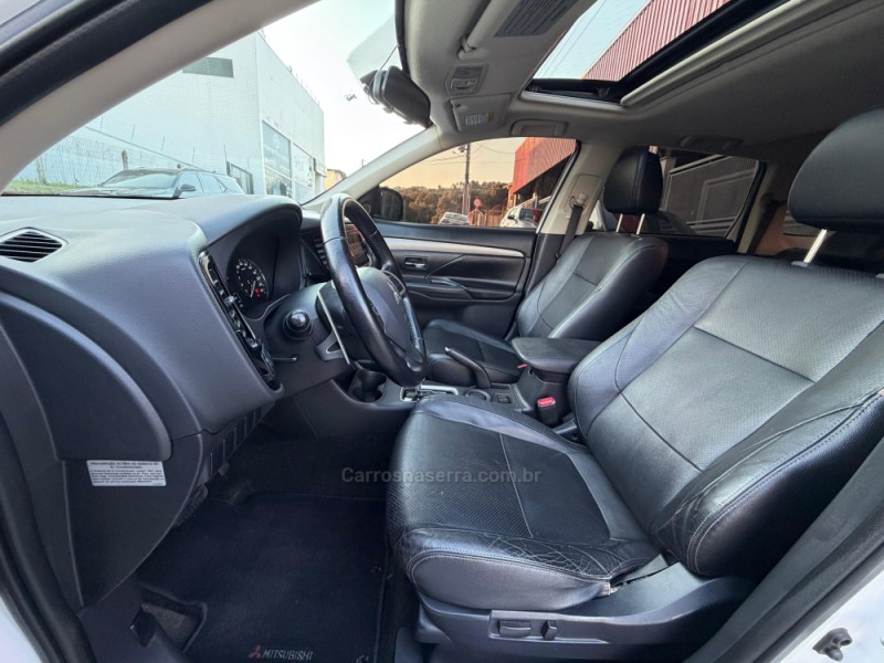 OUTLANDER 2.0 16V GASOLINA 4P AUTOMÁTICO - 2014 - FELIZ