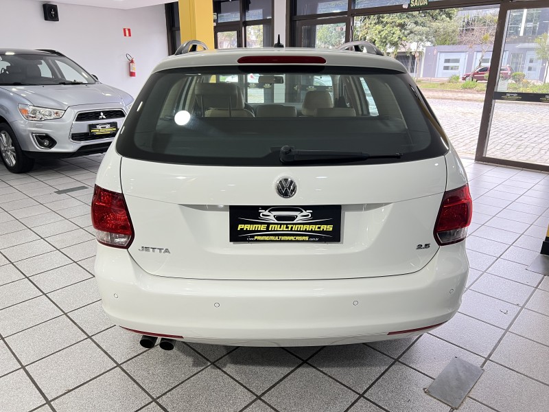 JETTA 2.5 I VARIANT 20V 170CV GASOLINA 4P TIPTRONIC - 2011 - CAXIAS DO SUL