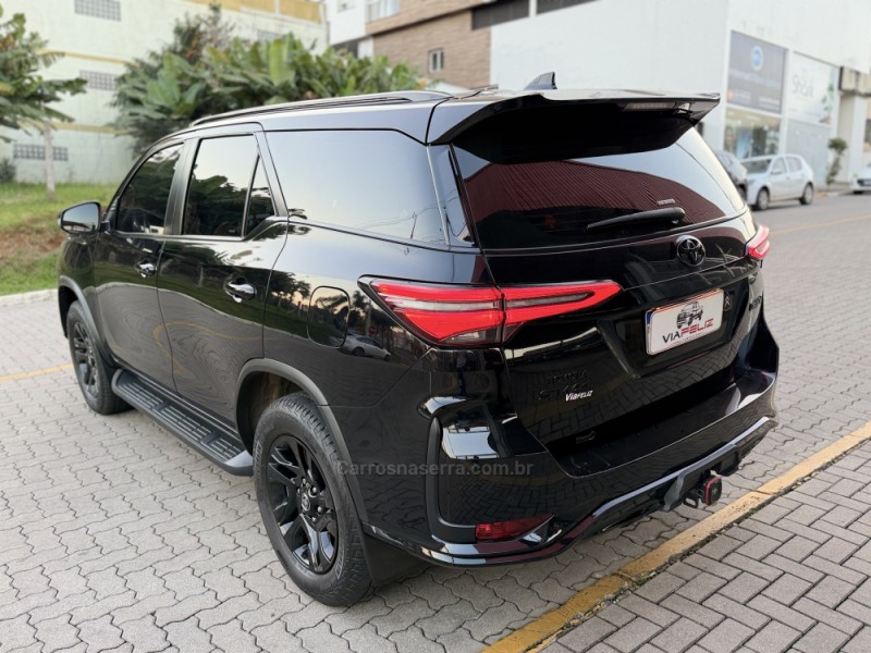 HILUX SW4 2.8 SRX 4X4 DIAMOND 16V TURBO DIESEL 4P 7 LUGARES AUTOMÁTICO - 2023 - FELIZ