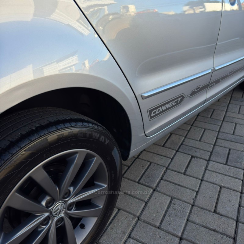 FOX 1.6 CONNECT 8V FLEX 4P MANUAL - 2018 - LAJEADO