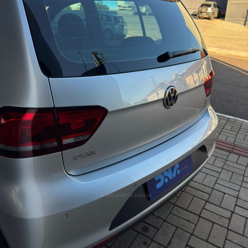 FOX 1.6 CONNECT 8V FLEX 4P MANUAL - 2018 - LAJEADO